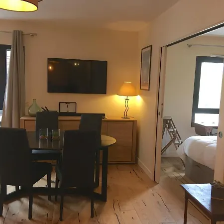 アパート Le Montaigne